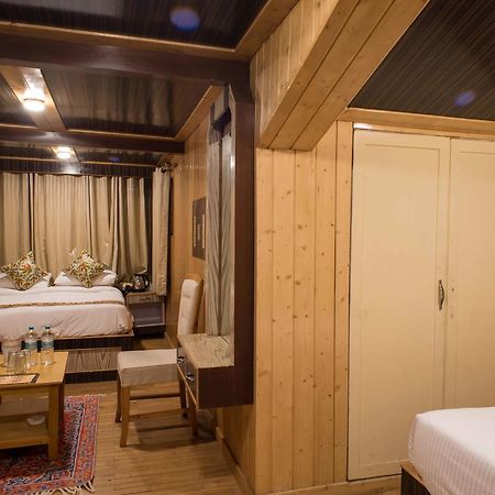 Hotel Imperial Resorts Sonāmarg 外观 照片