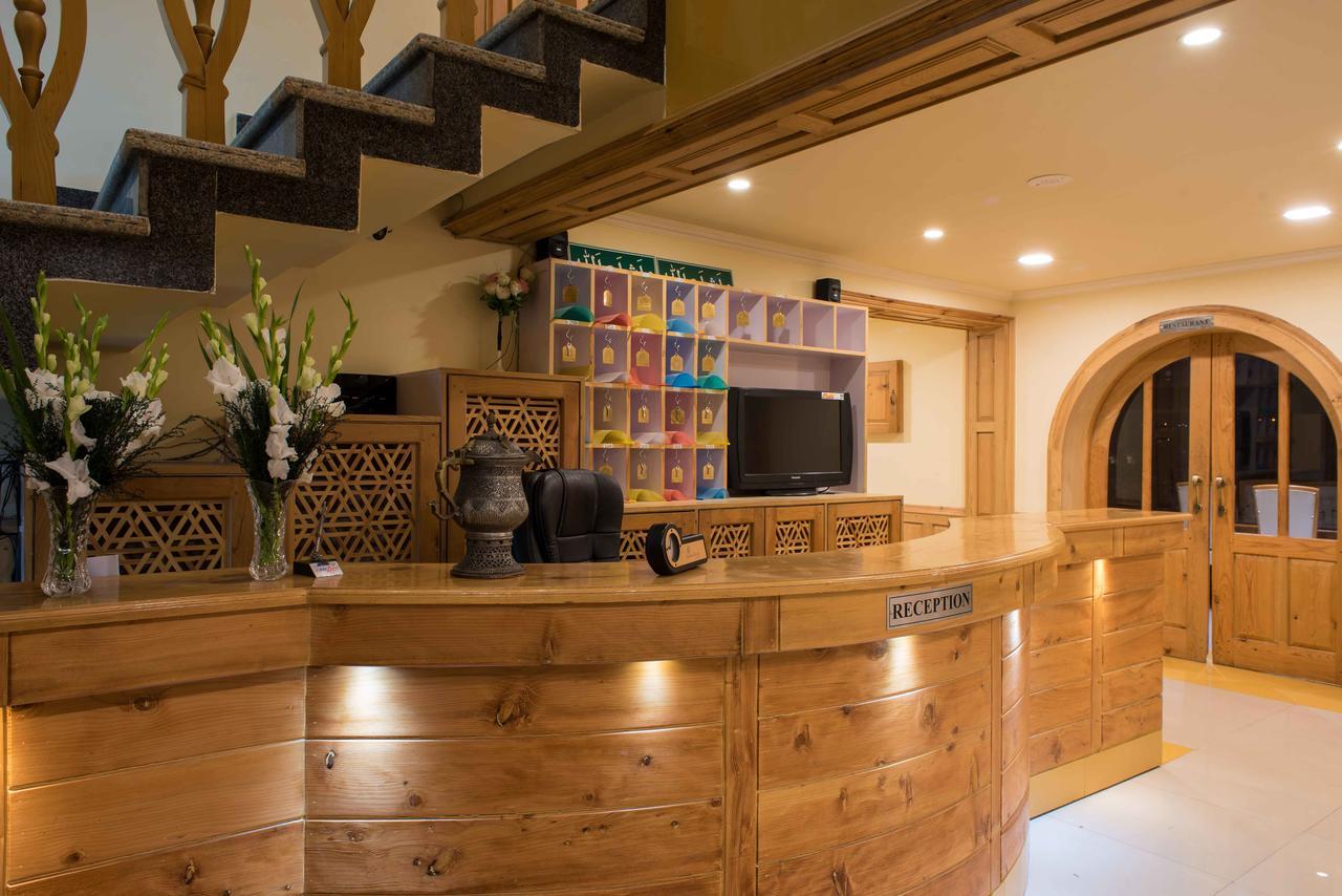 Hotel Imperial Resorts Sonāmarg 外观 照片